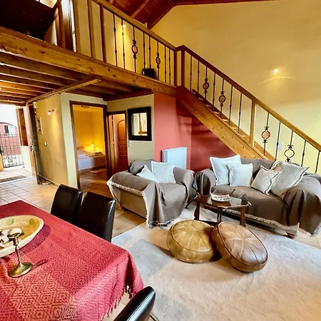 Location Challet/flat-stunning Views Апартаменты